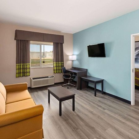 Super 8 By Wyndham Lubbock West Hotel Exterior foto